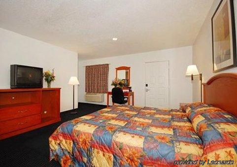 Rodeway Inn Effingham Zimmer foto